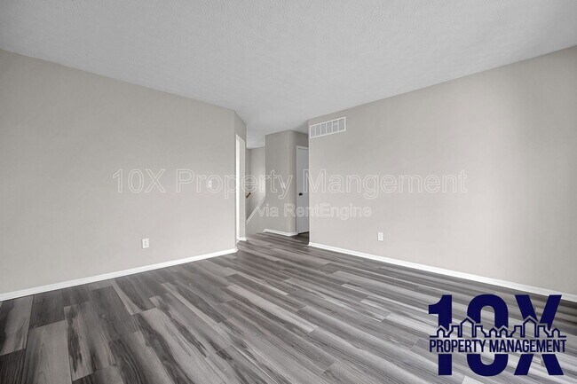 Building Photo - 1080 Viewpointe Dr