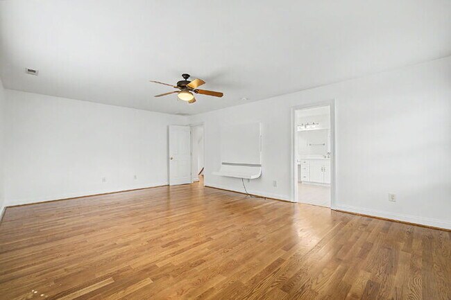 Building Photo - Luxury 5 Bedroom Home with Private Pool in Glen Allen – $4,500/mo