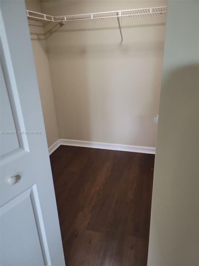 Building Photo - 4151 N Haverhill Rd