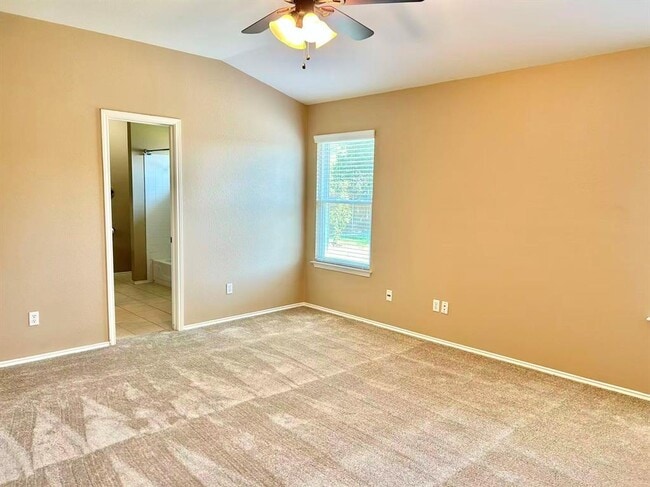 Building Photo - 14803 Snelling Dr