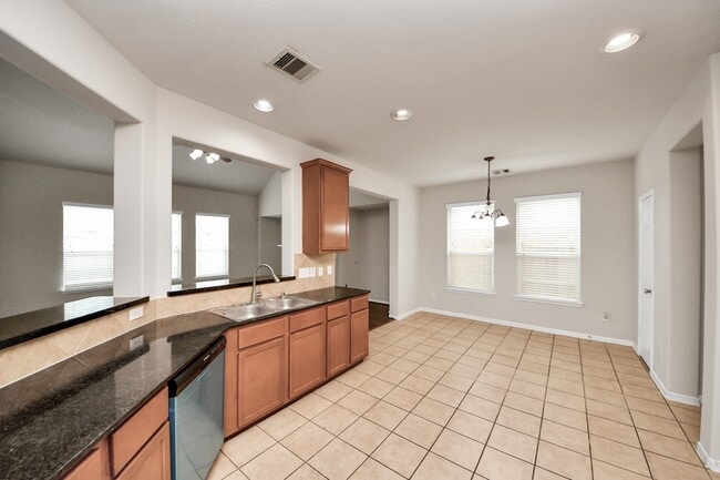Building Photo - 24523 Red Bluff Tr