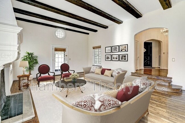 Building Photo - 2701 32nd St NW