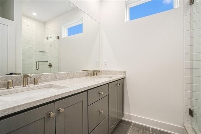 Building Photo - 1823 Gotham Ln NE