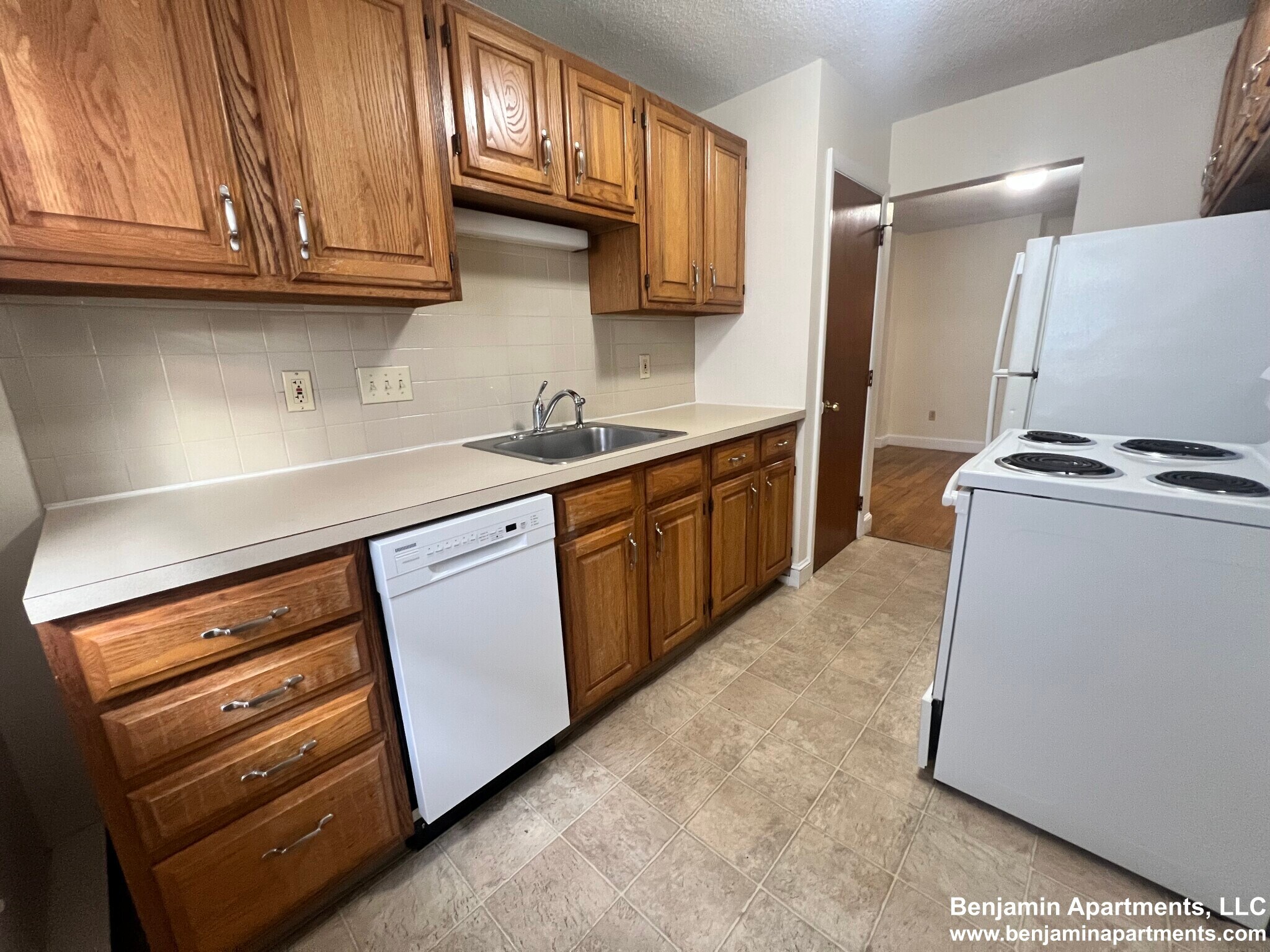 Building Photo - 15 Allen St