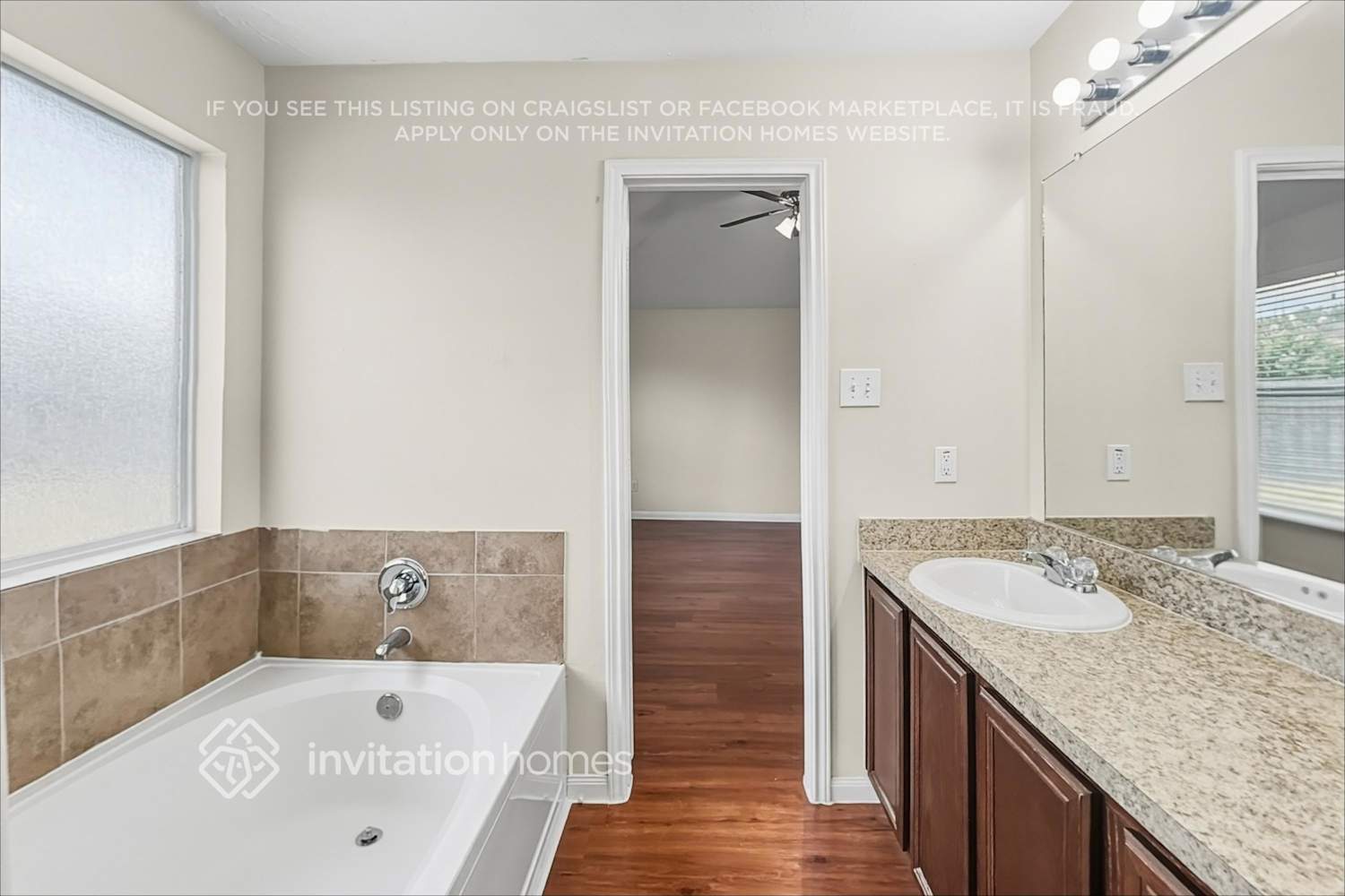 Building Photo - 4026 Hawthorn Glen Ct