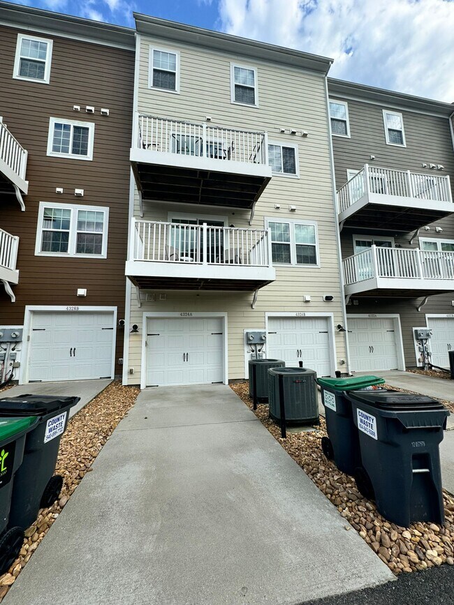 Building Photo - 4324 Bon Secours Pkwy