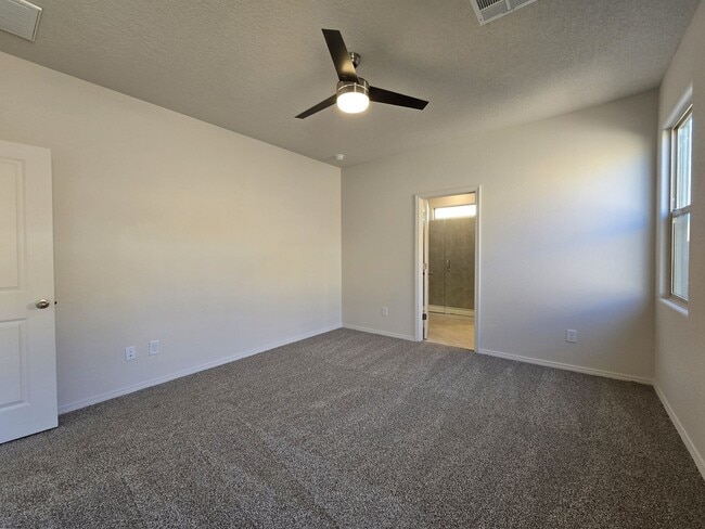 Building Photo - 3941 Soledad