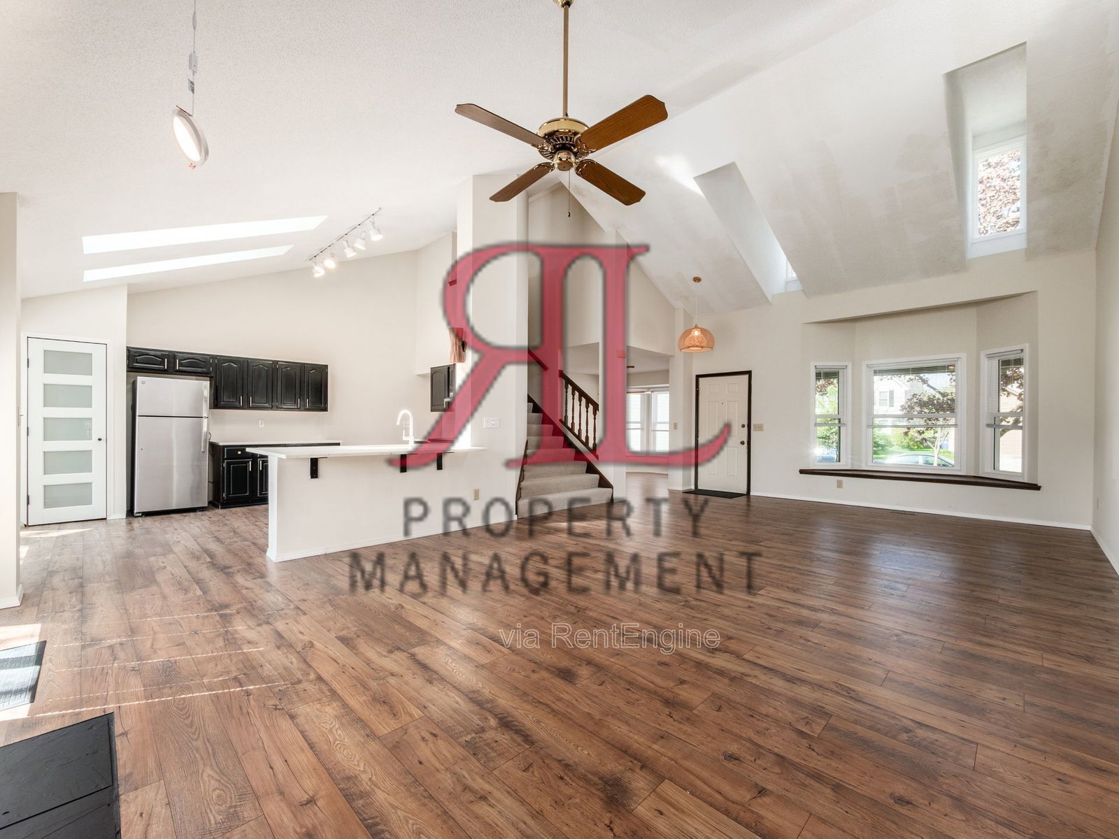 Building Photo - 7448 Gardenview Pl