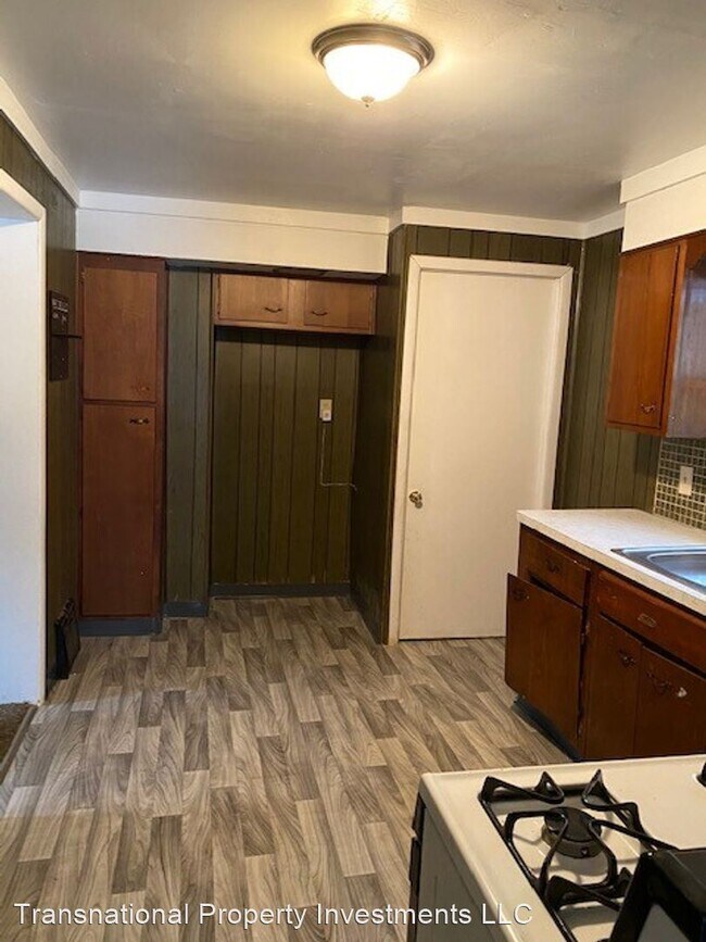 Building Photo - 3 br, 1.5 bath House - 8602 Jeffries Avenue