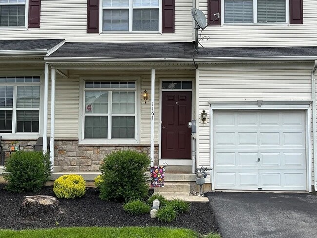 Building Photo - 1161 Tudor Dr
