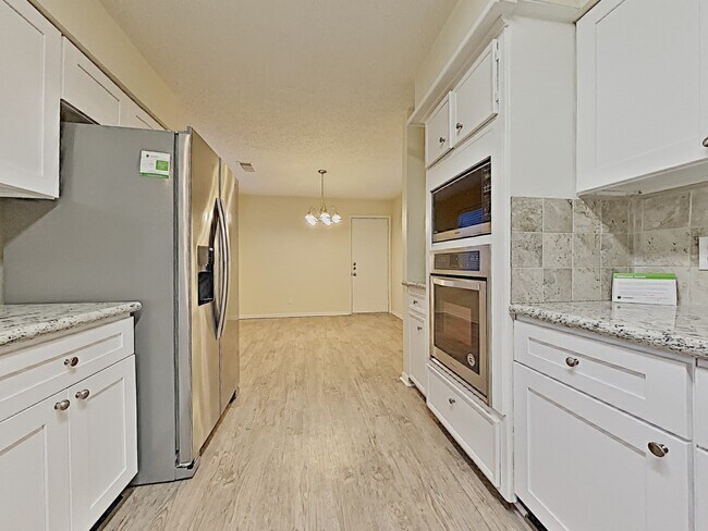 Building Photo - 13406 Meisterwood Dr