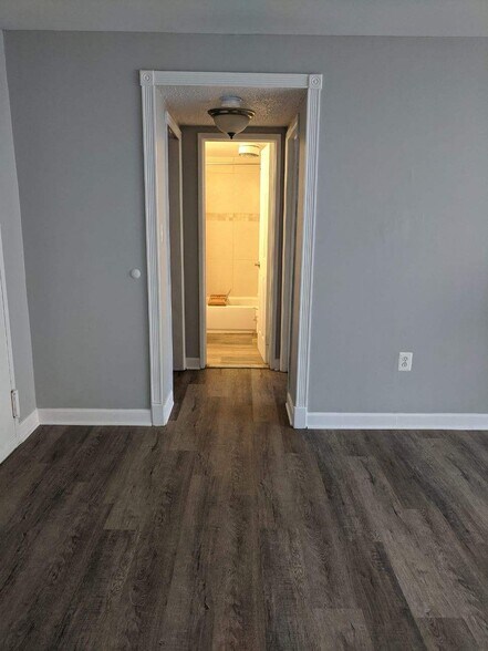 Hallway - 1830 Metzerott Rd