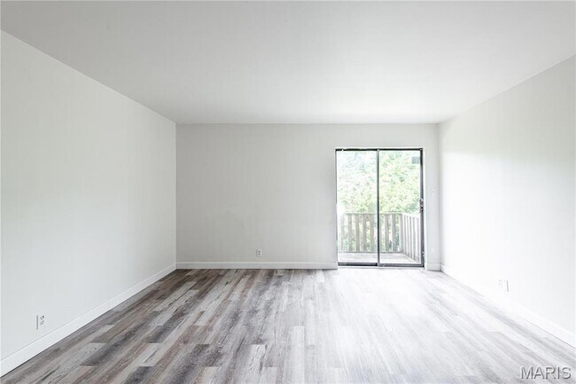 Building Photo - 3017 Pembroke Ln