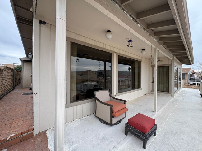 Building Photo - 3Br 3Ba House with Pool Across- RIVERFRONT with Balcony Observation Deck