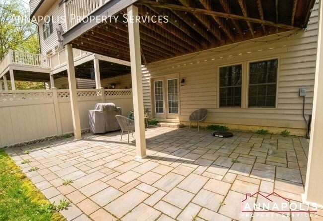 Building Photo - 227 Treyburn Wy