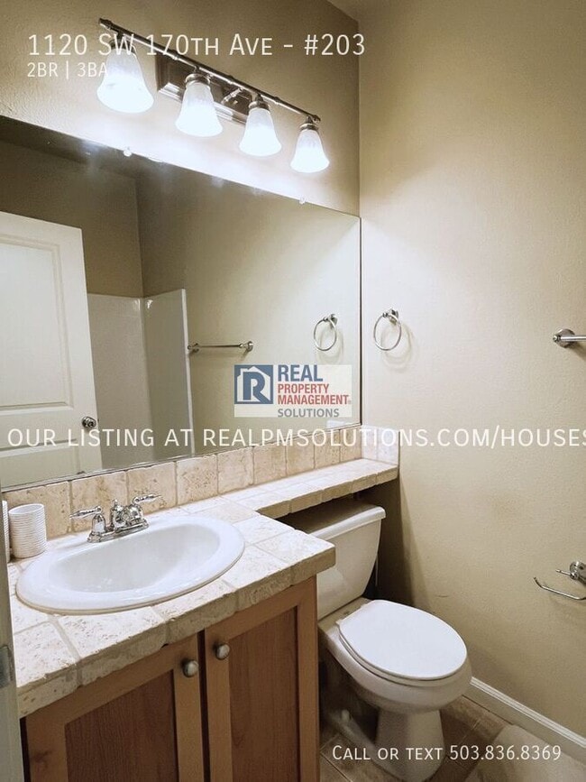 Building Photo - 1120 SW 170th Ave