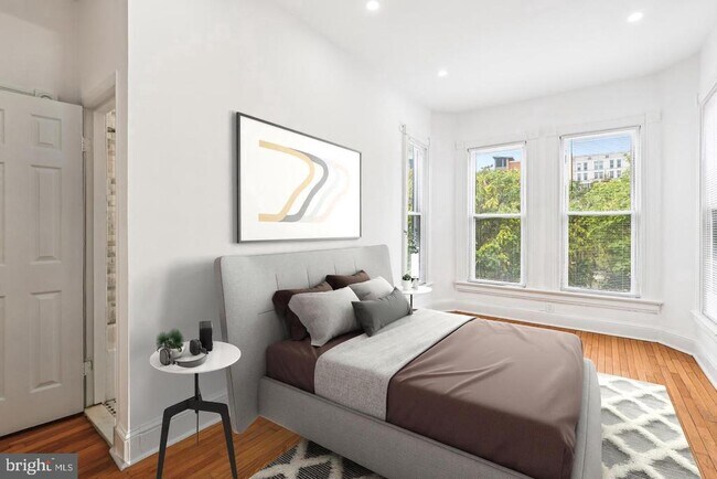 Building Photo - 1507 Marion St NW