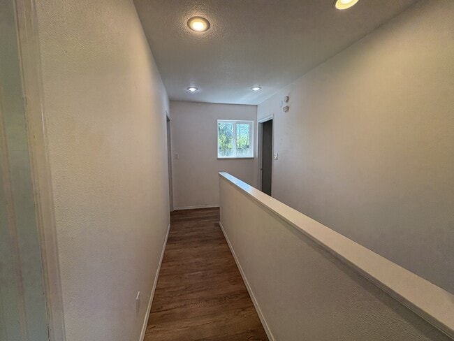 Building Photo - 241 S Quadrant St