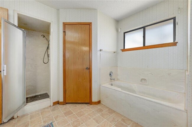 Building Photo - 207 Rancho Bueno Dr