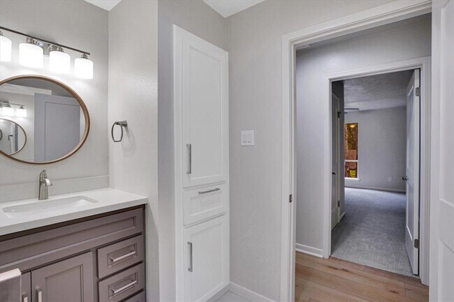 Building Photo - 2022 Bristlecone Pl