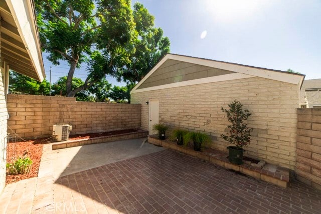 Building Photo - 15 Stonepine