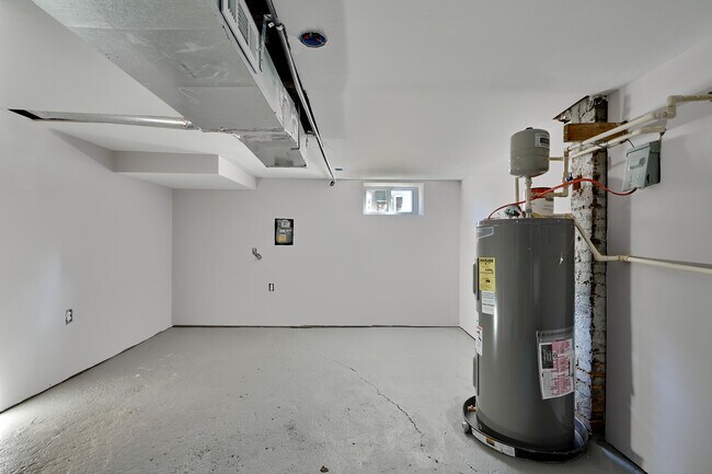 Building Photo - 412 Federal St