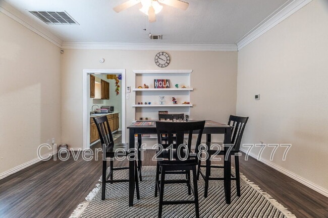 Building Photo - 1317 W French Pl