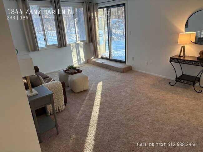 Building Photo - 1844 Zanzibar Ln N