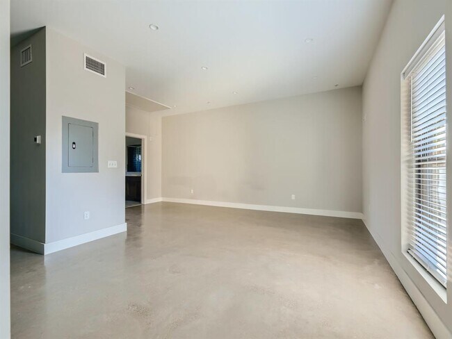 Building Photo - 3523 Gonzales St