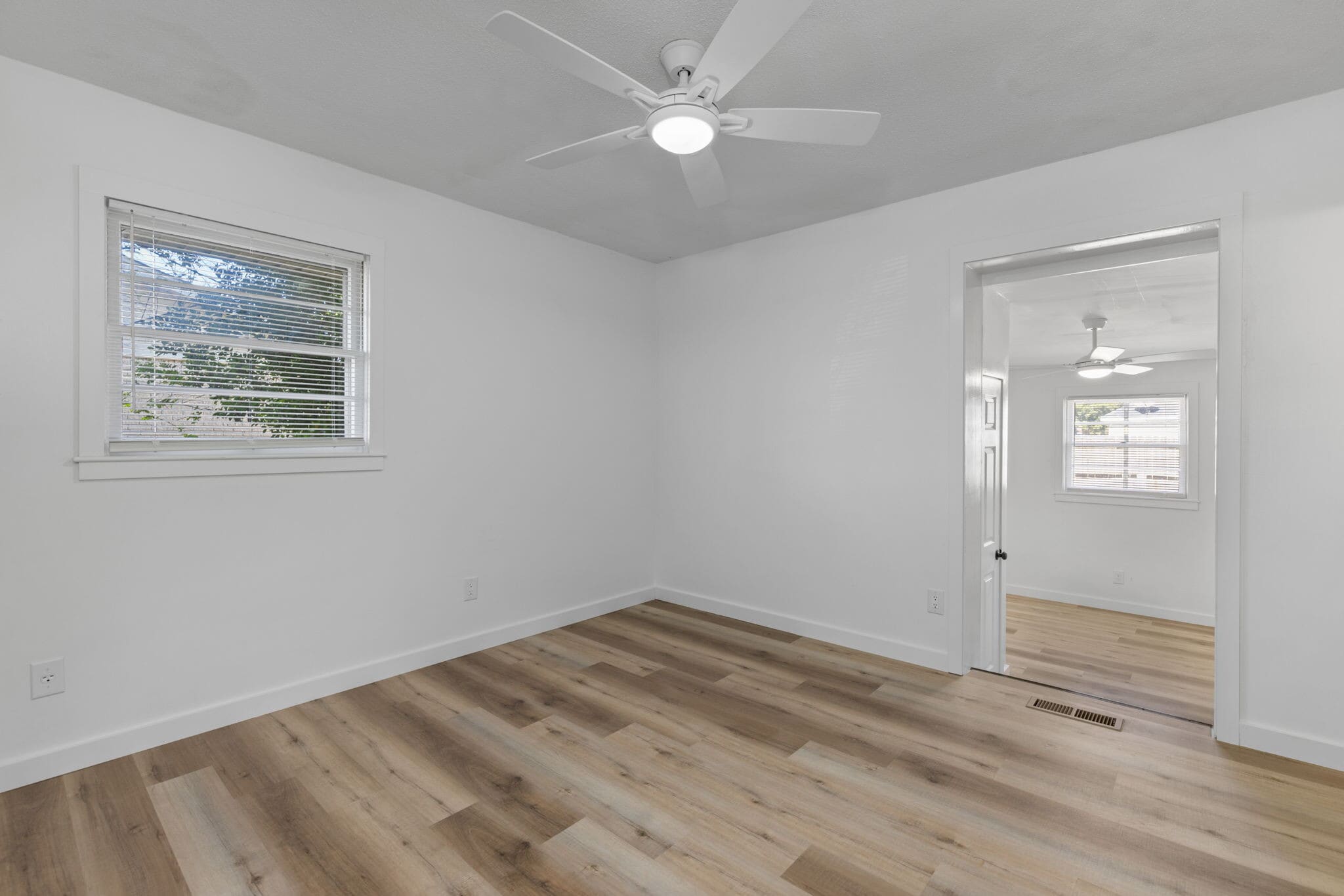 Building Photo - 104 Colorado Ave