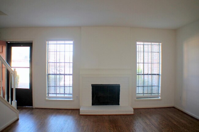 Building Photo - 5100 Allendale Rd