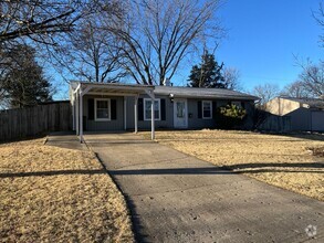 Building Photo - Nice 3 Bedroom House!