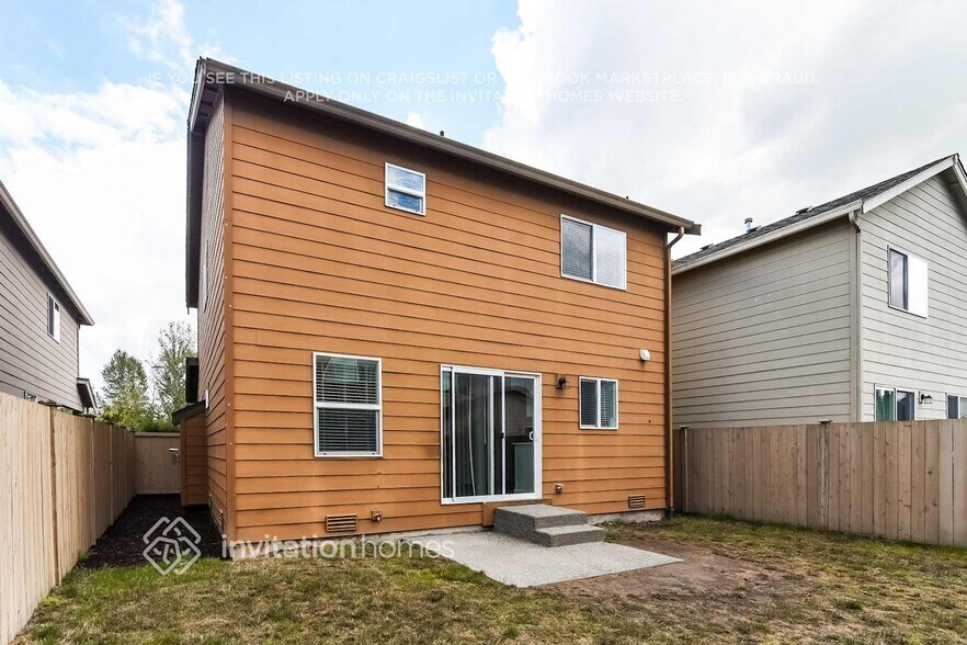 Building Photo - 3450 Celebration Ave E