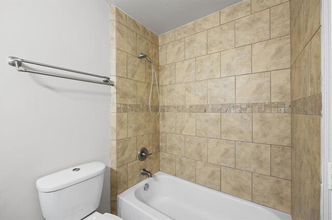 Building Photo - 3218 Sycamore Springs Dr