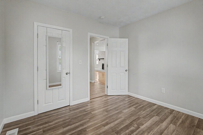 Building Photo - 48 Audubon Ave