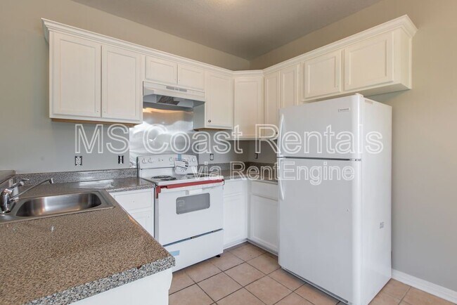 Building Photo - 15815 Adam Rd