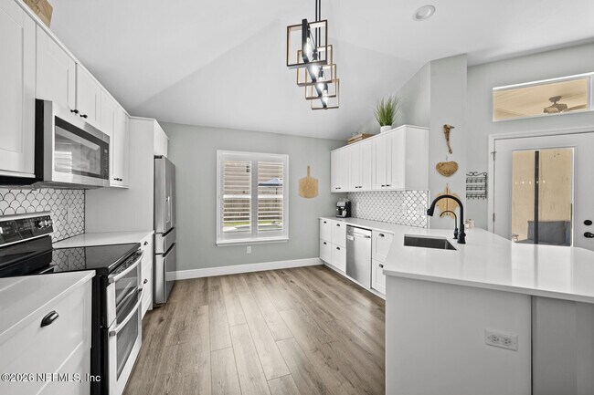 Building Photo - 13948 Spoonbill St N