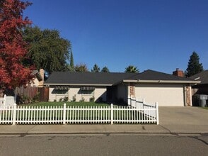 Building Photo - 6379 Edgewood Way