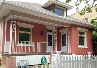 Building Photo - 133 N State St