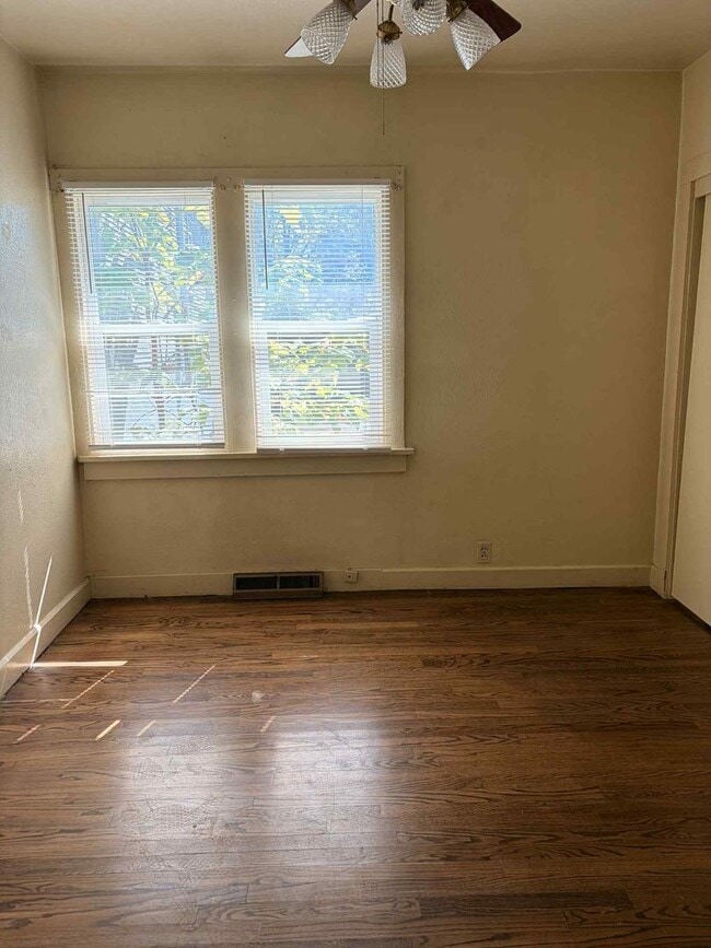 Building Photo - JOPLIN RENTAL: 2 BEDROOM/ 1 BATHROOM HOUSE...