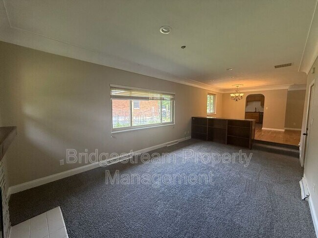 Building Photo - 2708 Ater Dr