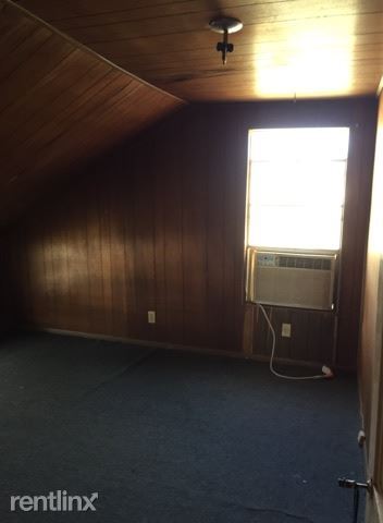 Building Photo - 4 br, 2 bath House - 1116 D Street