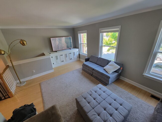 Living Room - 555 Coventry Lane