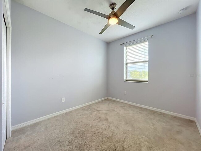 Building Photo - 12043 White Wave Point