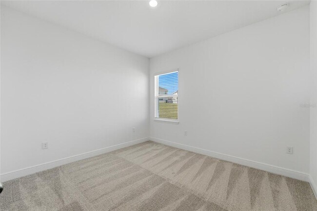 Building Photo - 2100 Maverick Ct