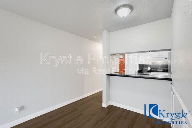 Building Photo - 1459 N Camino Alto