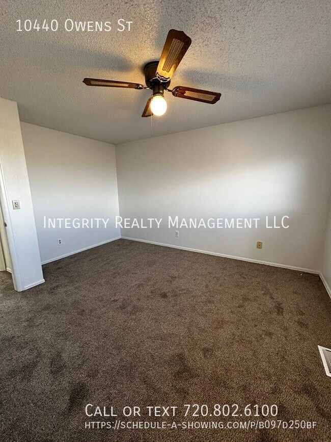 Building Photo - 10440 Owens St