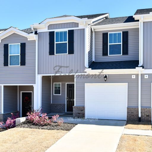 Primary Photo - 429 Ellis Mill St