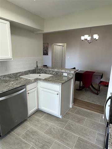 Building Photo - 8600 Coppertowne Ln