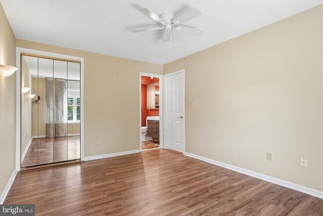 Building Photo - 4016 Barry Ct
